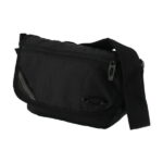 オークリー ESSENTIAL SHOULDER BAG 2.0 (921644JP-0 02E) メッセンジャーバッグ ショルダーバック 2L ： ブラック OAKLEY